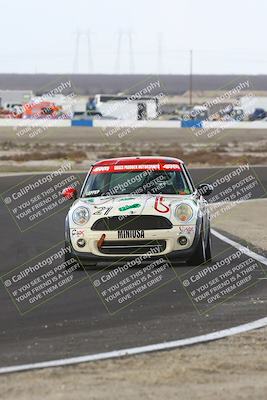 media/Jan-25-2025-CalClub SCCA (Sat) [[03c98a249e]]/Race 5/